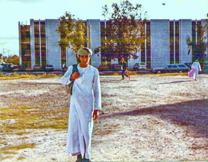 السنة الأولى للبكالوريوس (1983م-1984م)