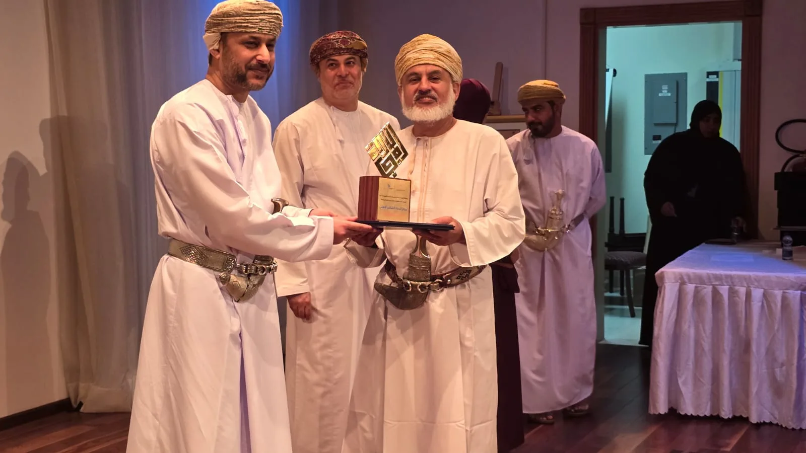 الحصول على المركز الأول في مسابقة الإجادة للمكتبات والمراكز الثقافية الأهلية 2025م