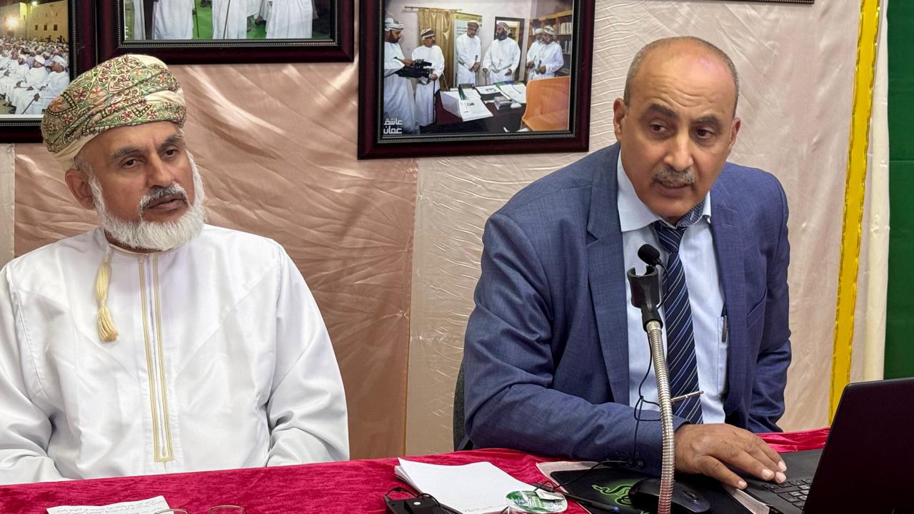 صور من المركز