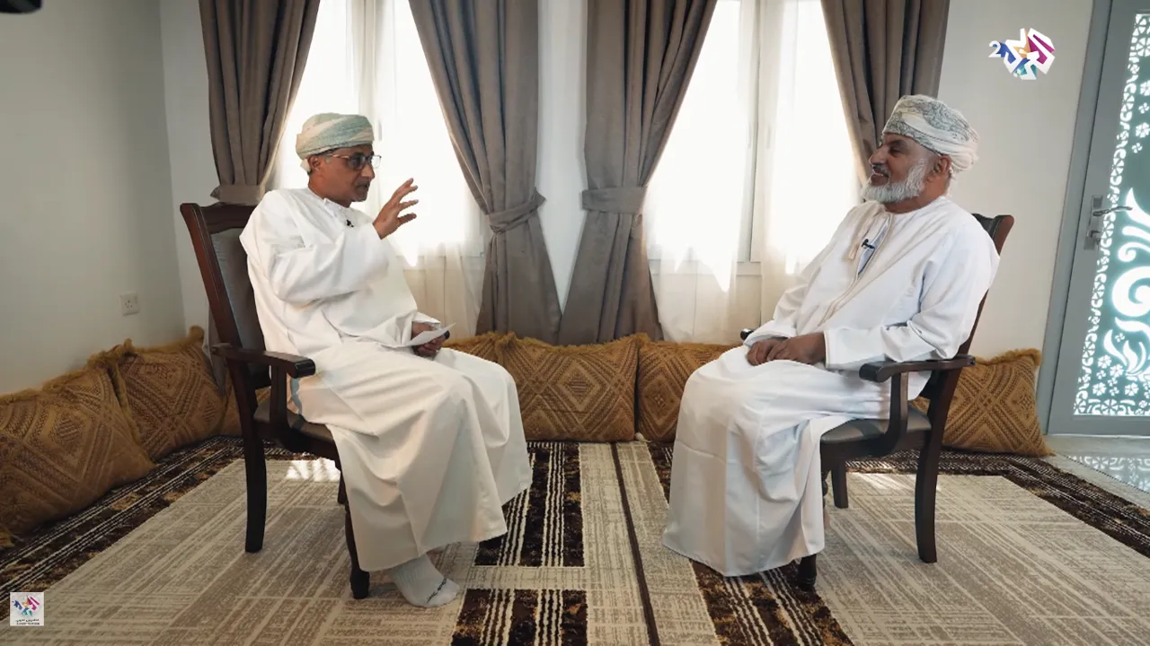 وجوه من الخليج l العماني خميس العدوي.. المفكر العقلاني الذي جدّد أسئلة الإيمان والغيب والخرافة